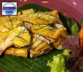 Gà tre hấp lá chanh
