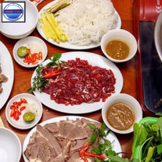 Lẩu bò nhúng giấm