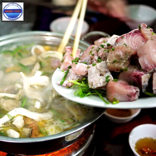 Canh riêu cá trắm giòn
