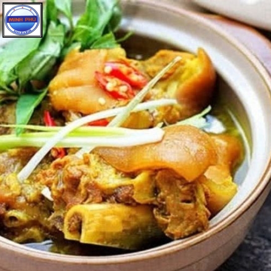Giò heo nấu giả cầy