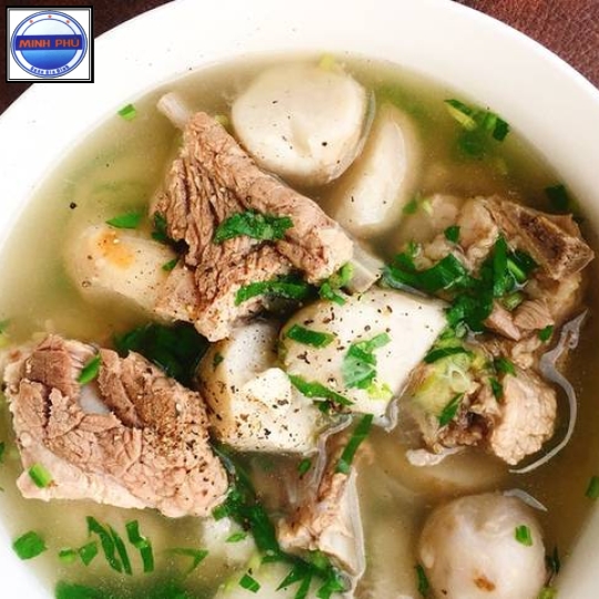 Sườn non hầm khoai sọ