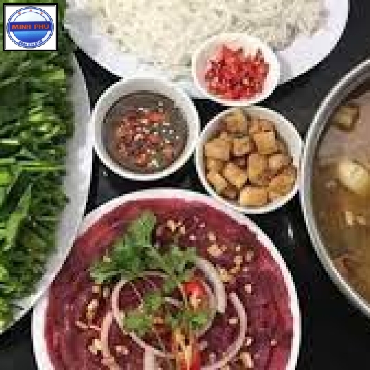 Bắp bò nhúng mắm ruốc